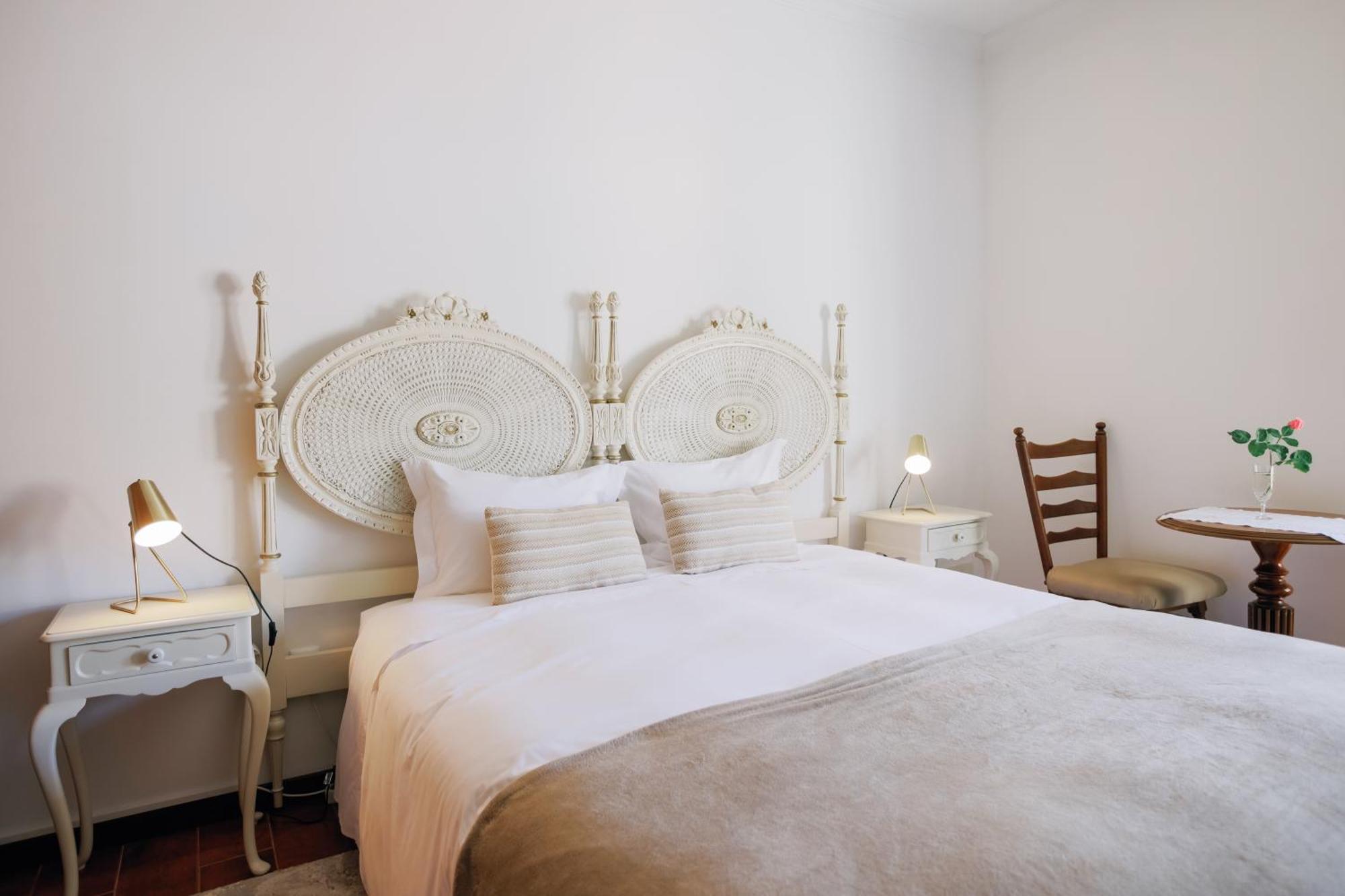R3 - Guesthouse Travessa Da Arieira Aguda (Leiria) Bagian luar foto
